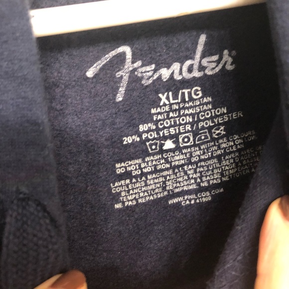 💙Host Pick💙Fender Sweater - Picture 3 of 4